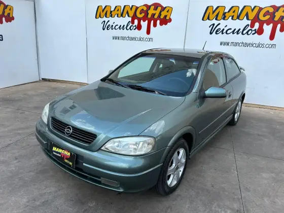 CHEVROLET ASTRA 2.0 MPFI GLS 8V GASOLINA 2P MANUAL CHEVROLET ASTRA 2.0 MPFI GLS 8V GASOLINA 2P MANUAL