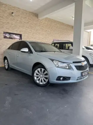 CHEVROLET CRUZE 1.8 LTZ 16V FLEX 4P AUTOMÁTICO CHEVROLET CRUZE 1.8 LTZ 16V FLEX 4P AUTOMÁTICO