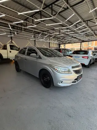 CHEVROLET ONIX 1.0 MPFI JOY 8V FLEX 4P MANUAL