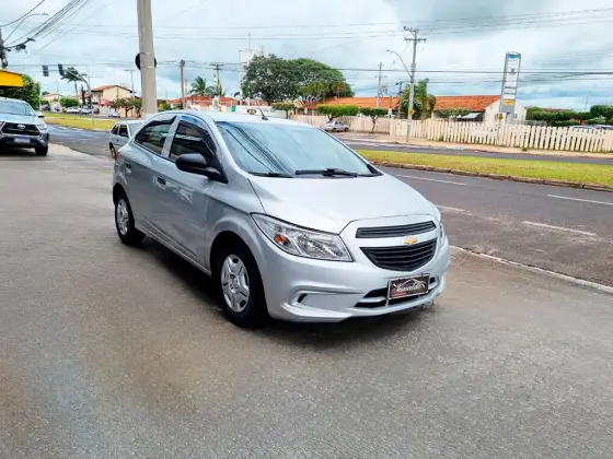 CHEVROLET ONIX 1.0 MPFI JOY 8V FLEX 4P MANUAL CHEVROLET ONIX 1.0 MPFI JOY 8V FLEX 4P MANUAL