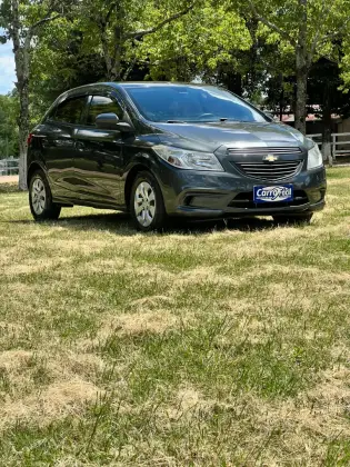CHEVROLET ONIX 1.0 MPFI JOY 8V FLEX 4P MANUAL CHEVROLET ONIX 1.0 MPFI JOY 8V FLEX 4P MANUAL