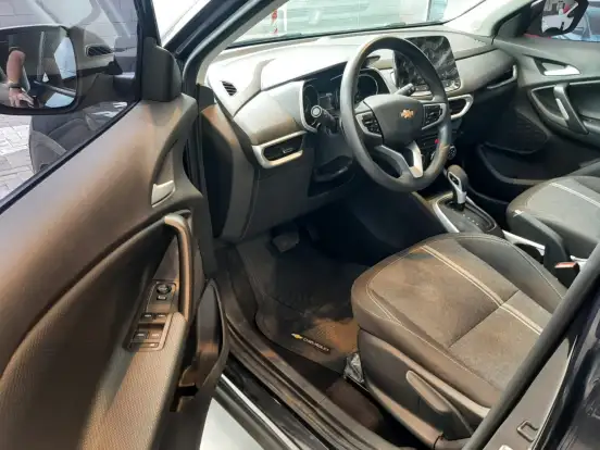 CHEVROLET-TRACKER-2024