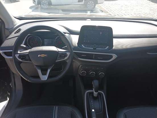 CHEVROLET-TRACKER-2021