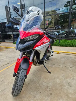 DUCATI MULTISTRADA 1200 V4 S DUCATI MULTISTRADA 1200 V4 S