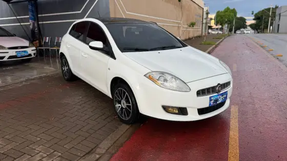 FIAT BRAVO 1.8 ABSOLUTE 16V FLEX 4P MANUAL