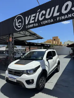 FIAT MOBI 1.0 EVO FLEX TREKKING MANUAL