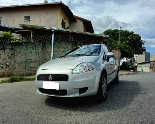 FIAT PUNTO 1.4 ATTRACTIVE 8V FLEX 4P MANUAL