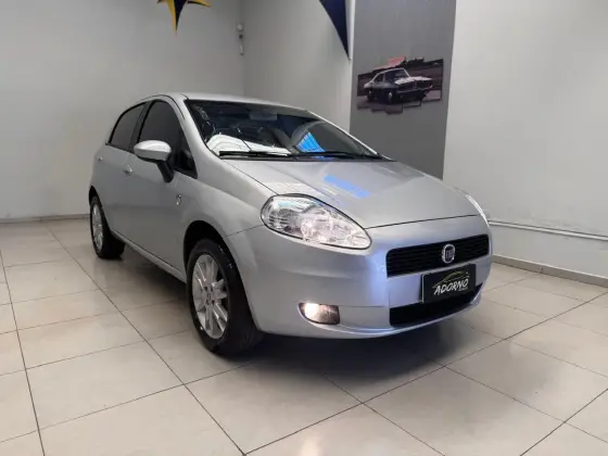 FIAT PUNTO 1.4 ATTRACTIVE ITALIA 8V FLEX 4P MANUAL FIAT PUNTO 1.4 ATTRACTIVE ITALIA 8V FLEX 4P MANUAL