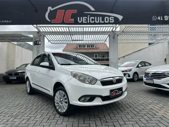 FIAT SIENA 1.6 MPI ESSENCE 16V FLEX 4P AUTOMATIZADO FIAT SIENA 1.6 MPI ESSENCE 16V FLEX 4P AUTOMATIZADO