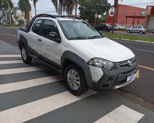 FIAT STRADA 1.8 MPI ADVENTURE CD 16V FLEX 2P AUTOMÁTICO