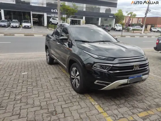 FIAT TORO 2.0 16V TURBO DIESEL VOLCANO 4WD AT9 FIAT TORO 2.0 16V TURBO DIESEL VOLCANO 4WD AT9