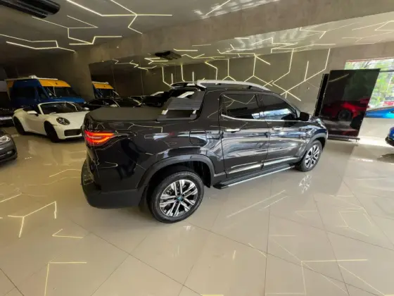 FIAT TORO 2.2 TURBO DIESEL RANCH 4WD AT9