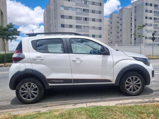 FIAT-MOBI-1.0 EVO FLEX TREKKING MANUAL FIAT-MOBI-2025