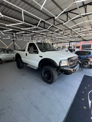 FORD F-250 4.3 XLL 4X2 CS DIESEL 2P MANUAL