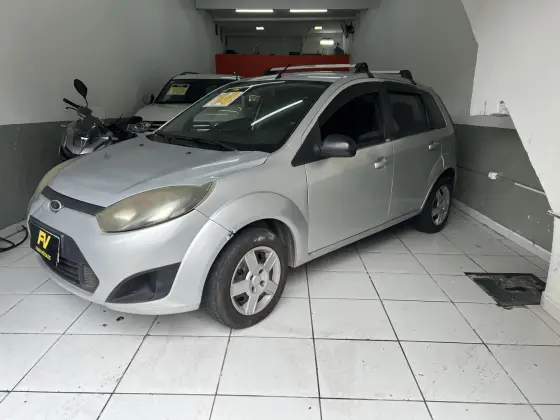 FORD FIESTA 1.0 ROCAM HATCH 8V FLEX 4P MANUAL