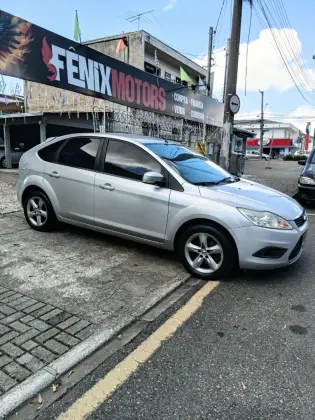 FORD FOCUS 2.0 GLX 16V GASOLINA 4P MANUAL