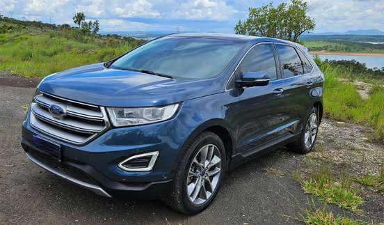 FORD-EDGE-2015