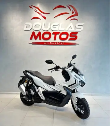 HONDA ADV 