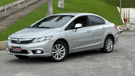 HONDA CIVIC 1.8 LXS 16V FLEX 4P AUTOMÁTICO