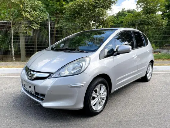 HONDA FIT 1.4 LX 16V FLEX 4P AUTOMÁTICO HONDA FIT 1.4 LX 16V FLEX 4P AUTOMÁTICO