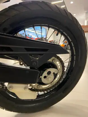 HONDA-XR 300L TORNADO-2024