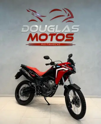 HONDA XRE 300 SAHARA RALLY 