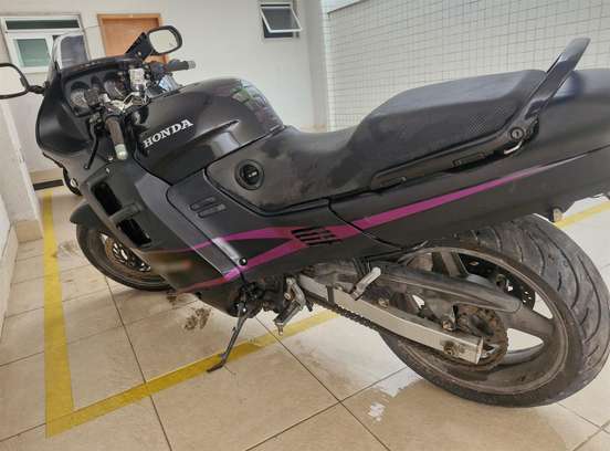 HONDA-CBR 1000F-1992