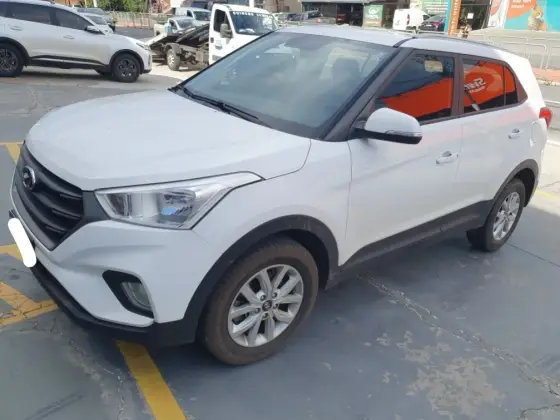HYUNDAI CRETA 1.6 16V FLEX ACTION AUTOMÁTICO HYUNDAI CRETA 1.6 16V FLEX ACTION AUTOMÁTICO