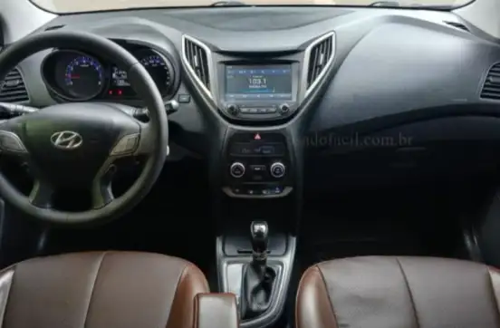HYUNDAI-HB20-2016