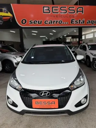 HYUNDAI HB20X 1.6 16V PREMIUM FLEX 4P AUTOMÁTICO