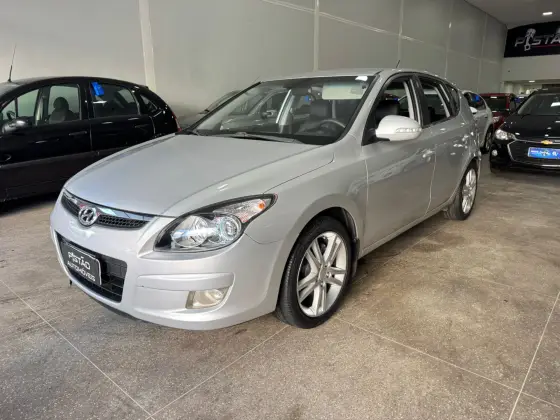 HYUNDAI I30 2.0 MPI 16V GASOLINA 4P MANUAL