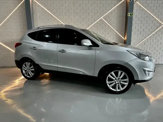 HYUNDAI IX35 2.0 MPFI GLS 4X2 16V GASOLINA 4P AUTOMÁTICO