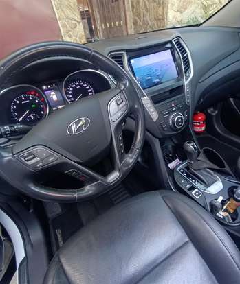 HYUNDAI-SANTA FÉ-3.3 MPFI 4X4 7 LUGARES V6 270CV GASOLINA 4P AUTOMÁTICO HYUNDAI-SANTA FÉ-2017