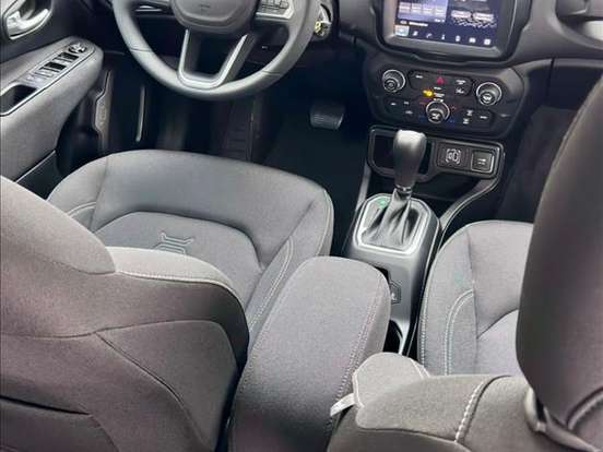 JEEP-RENEGADE-1.3 T270 TURBO FLEX ALTITUDE AT6 JEEP-RENEGADE-2025