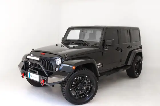 JEEP WRANGLER 3.6 UNLIMITED SPORT 4X4 V6 GASOLINA 4P AUTOMÁTICO