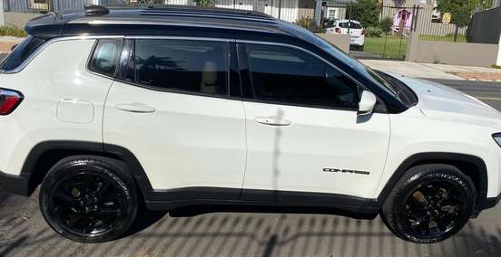JEEP-COMPASS-2.0 16V FLEX LIMITED AUTOMÁTICO JEEP-COMPASS-2017