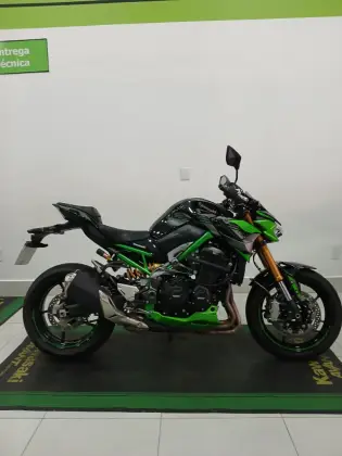 KAWASAKI Z900 R EDITION 