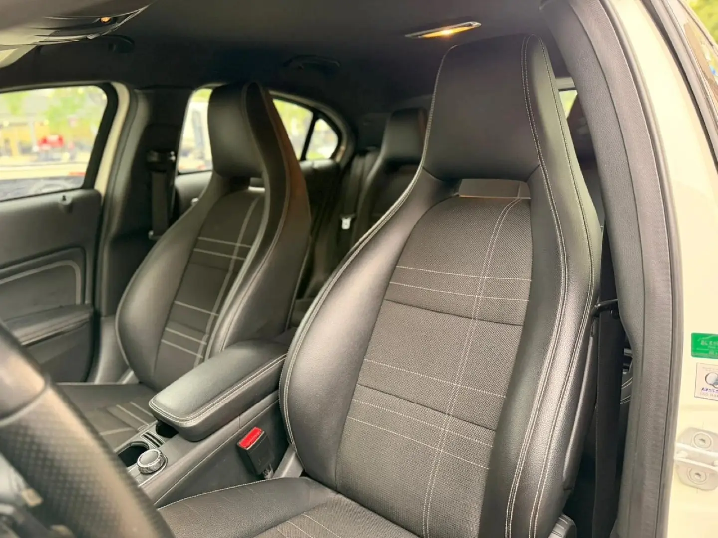 Mercedes-Benz A200 - Foto 10