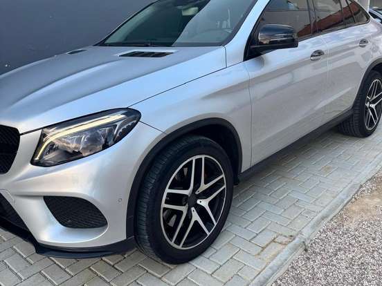 MERCEDES-BENZ-GLE 400-3.0 V6 GASOLINA COUPÉ 4MATIC 9G-TRONIC MERCEDES-BENZ-GLE 400-2016