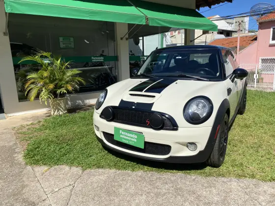 MINI COOPER 1.6 S JOHN COOPER WORKS 16V TURBO GASOLINA 2P MANUAL