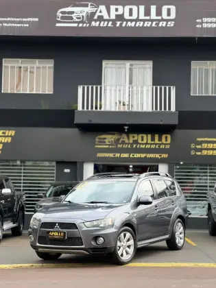 MITSUBISHI OUTLANDER 3.0 GT 4X4 V6 24V GASOLINA 4P AUTOMÁTICO