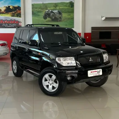 MITSUBISHI PAJERO TR4 2.0 4X4 16V 131CV GASOLINA 4P MANUAL