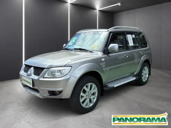 MITSUBISHI PAJERO TR4 2.0 4X4 16V 140CV FLEX 4P AUTOMÁTICO