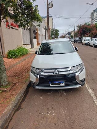 MITSUBISHI OUTLANDER 2.0 16V GASOLINA 4P AUTOMÁTICO