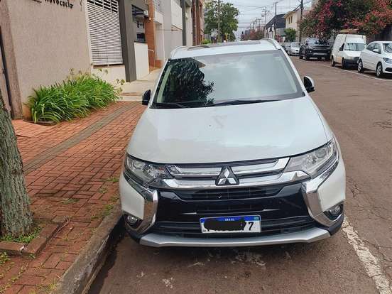 MITSUBISHI-OUTLANDER-2.0 16V GASOLINA 4P AUTOMÁTICO MITSUBISHI-OUTLANDER-2016