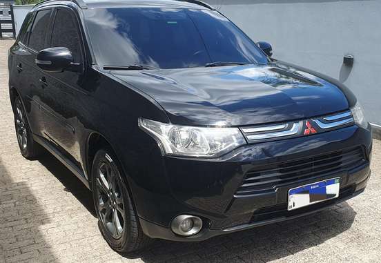 MITSUBISHI-OUTLANDER-2.0 16V GASOLINA 4P AUTOMÁTICO MITSUBISHI-OUTLANDER-2014
