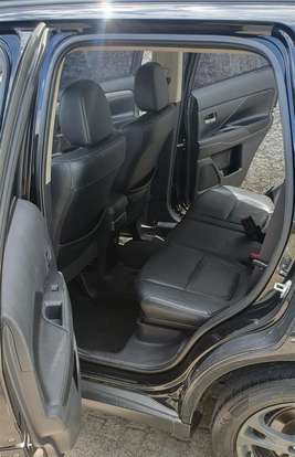 MITSUBISHI-OUTLANDER-2.0 16V GASOLINA 4P AUTOMÁTICO MITSUBISHI-OUTLANDER-2014