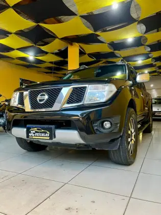 NISSAN FRONTIER 2.5 SL 10 ANOS 4X4 CD TURBO ELETRONIC DIESEL 4P AUTOMÁTICO NISSAN FRONTIER 2.5 SL 10 ANOS 4X4 CD TURBO ELETRONIC DIESEL 4P AUTOMÁTICO