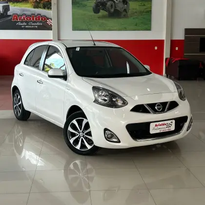 NISSAN MARCH 1.6 SL 16V FLEX 4P XTRONIC NISSAN MARCH 1.6 SL 16V FLEX 4P XTRONIC
