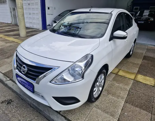 NISSAN VERSA 1.6 16V FLEXSTART V-DRIVE PLUS XTRONIC